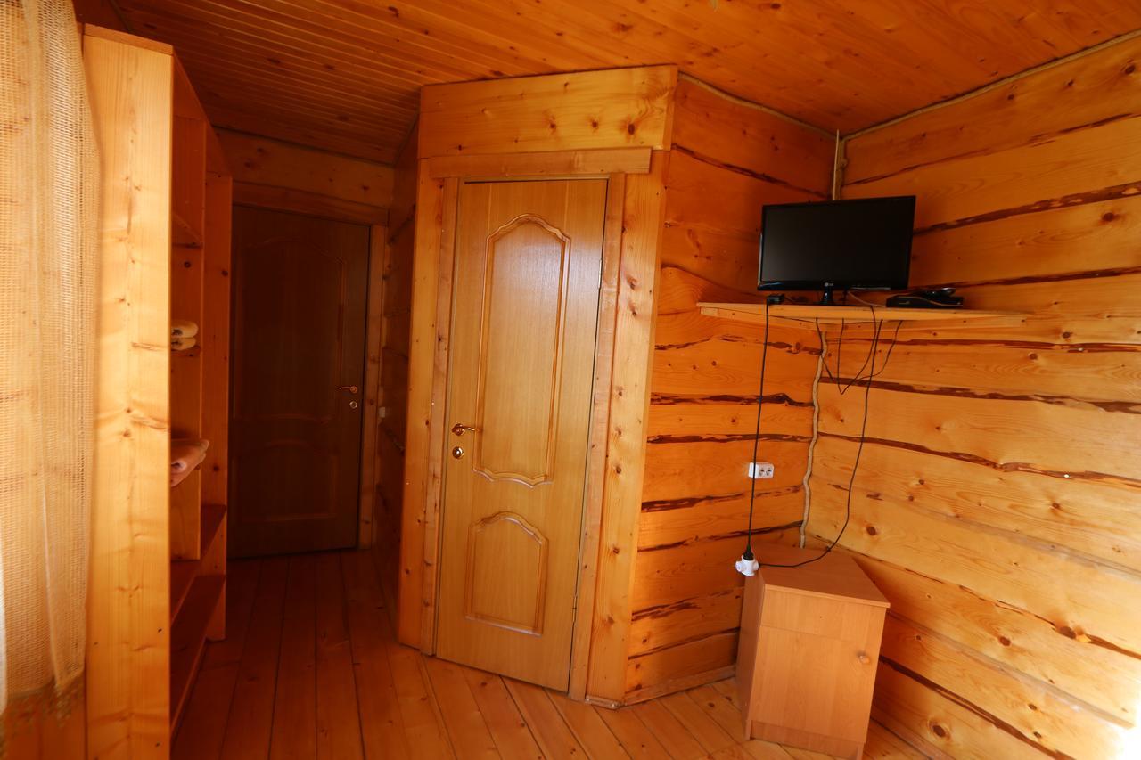 Hotel Pid Goroyu Chorna Tysa Exteriér fotografie